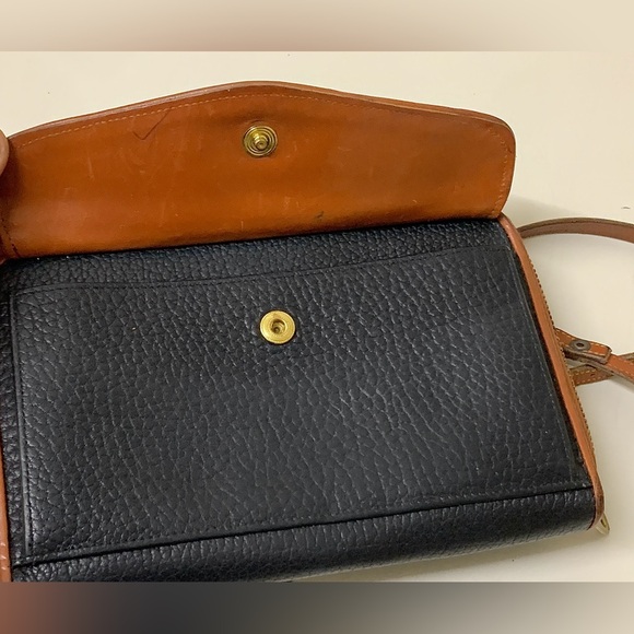 Vtg 2 Tone Pebbled All Weather Leather Dooney Bourke Cross Body Bag Purse - Picture 14 of 16